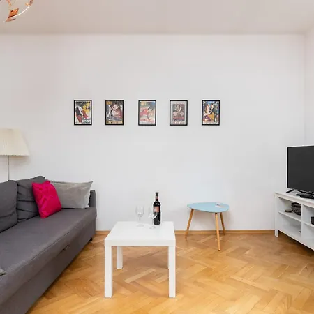 100m2 With Beautiful Old Town View By Renters Gdansk