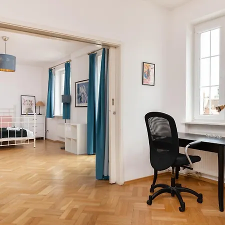 Apartamento 100m2 With Beautiful Old Town View By Renters *