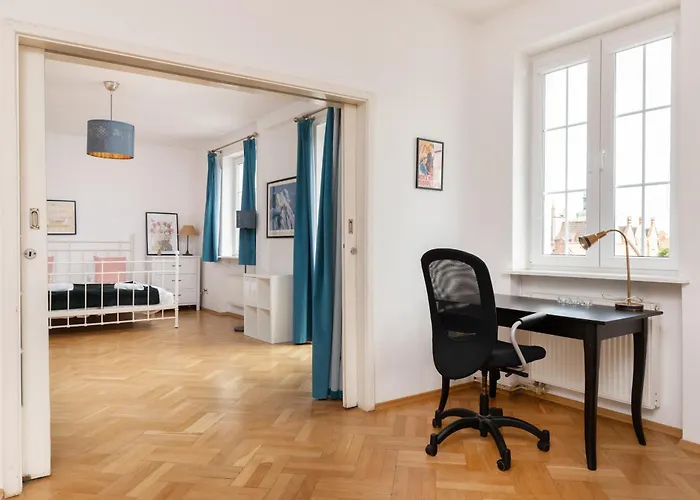 Appartement 100m2 With Beautiful Old Town View By Renters *