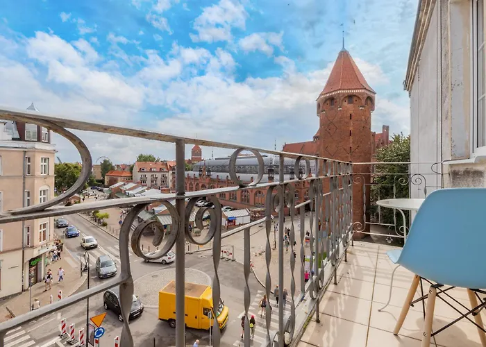 Appartement 100m2 With Beautiful Old Town View By Renters